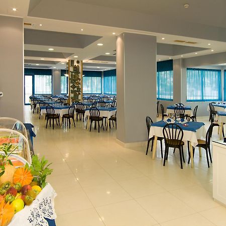 Hotel Miami Лидо-ди-Езоло Экстерьер фото