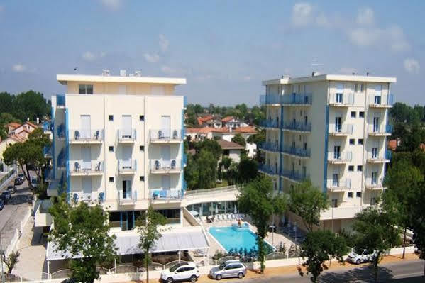 Hotel Miami Лидо-ди-Езоло Экстерьер фото